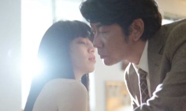 愛と死のイメージを官能的に描く。小川洋子の人気小説が約4年の歳月を経て『ホテルアイリス』として映画化